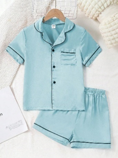 Conjunto de pijamas para niñas EVRYDAY Kids de SHEIN retirado del mercado (azul)