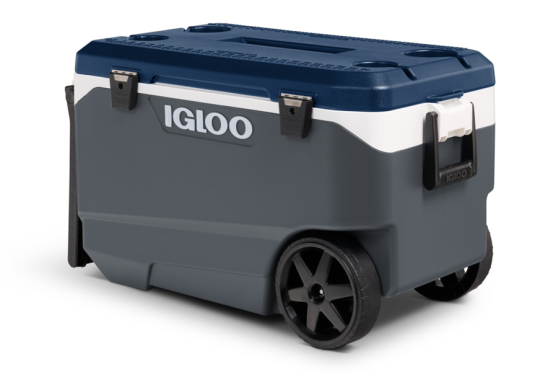 Recalled Igloo 90Qt Flip & Tow Rolling Cooler in Carbonite Body, Aegean Sea Lid