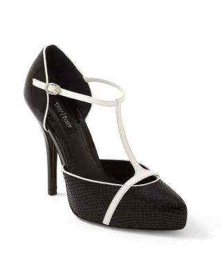 White house black 2024 market olivia pumps