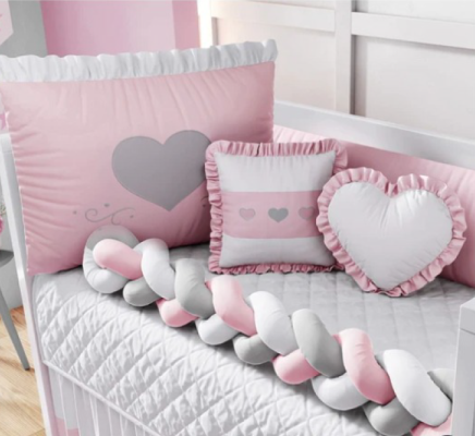 召回 6 件套粉红心形编织婴儿床床上用品套装，156099