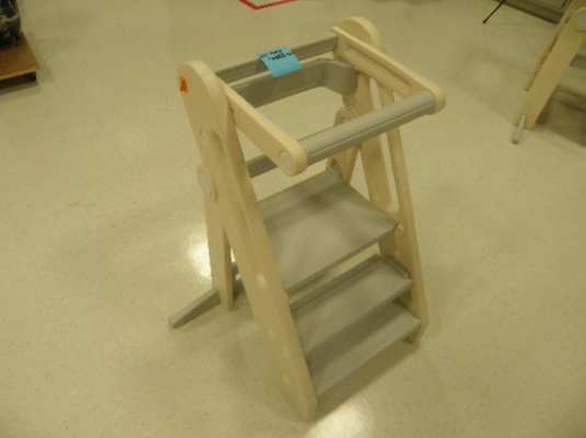 Onasti toddler tower stool with repair kit installed