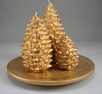 Recalled Gold Pine Cone Candle Set