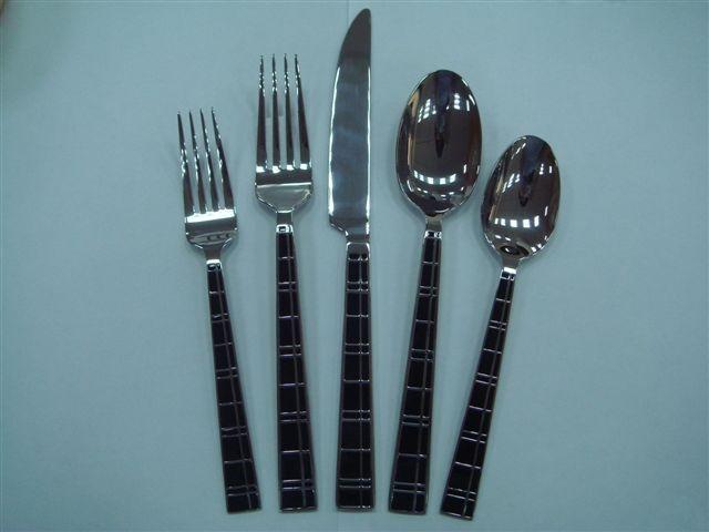 Bonnsu Recalls Miniware Teething Spoons Due to Choking Hazard
