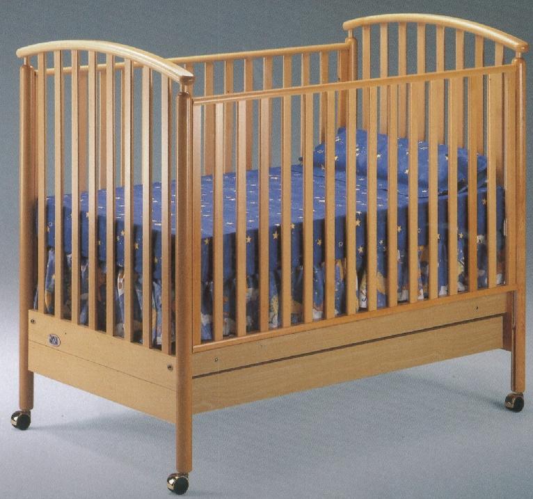 mini crib or bassinet